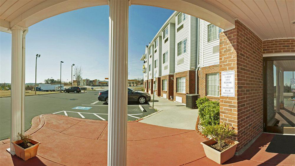 Microtel Inn & Suites By Wyndham Стейтсвилл Экстерьер фото